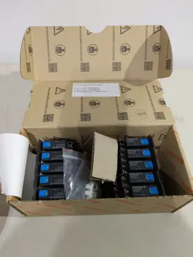 2476890000 WEIDM LLER Relay Socket Weidmuller Pole