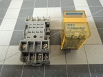 Idec Ru42s-c-d24 Relay, 4pdt, Bifurcated Contacts, 3a, 24vdc, Indicator W/ Base. Fixed Price $12.95.