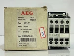 Aeg Sh 5.22 Auxiliry Contactor Voltage 220vac Free Fast Shipping. Fixed Price $122.46.