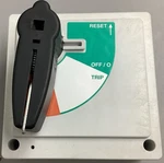 Rotary Disconnect Handle 560u For Eaton/cutler Hammer Circuit Breaker (b529). Fixed Price $135.00.