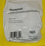 Honeywell Rp972a-1006 Pneumatic Relay: Reversing, 3 Psi To 18. Fixed Price $29.99.