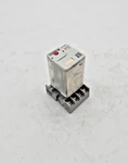 Dayton 5z464 120 Vac 50/60 Hz Relay W 5x852m 600 V 10 A Base. Fixed Price $12.99.
