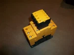 Weg Safety Relay Cwbs40 24vdc Used. Fixed Price $100.00.