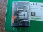 Schneider Electric Magnecraft 781xaxm4l-24d Power Relay (b10). Fixed Price $15.00.