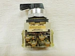 Vintage Allen Bradley Oiltight Pilot Control Unit J17ke7 Series N - New!. Fixed Price $36.51.