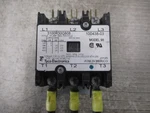 Tyco Model 98 Contactor 3100r30q808 24v Coil 25a 600v Used. Fixed Price $30.00.