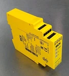 Sick Ue10-30s3d0 Safety Relay Loc5d21. Fixed Price $134.10.