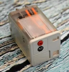 Allen-bradley 700-hb33z24-1-4 Plug-in/ice-cube Relay 24vdc 10a Series B Clean*. Fixed Price $8.99.