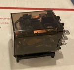 Schrack Rm509 Lc4 24vdc 6 Blade Relay 16 Amp 400v Rail Mount. Fixed Price $10.00.
