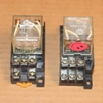 One Allen Bradley 700-hf33z24 Relay 24vdc Coil With Base Socket. Fixed Price $15.04.
