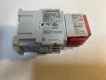Allen Bradley 700s-cf530kdc Safety Control Relay Guardmaster 700-cf31 & 100s-f. Fixed Price $40.00.