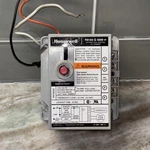 Honeywell Resideo R8184g4009 Protectorelay Oil Burner Control Relay. Fixed Price $41.99.