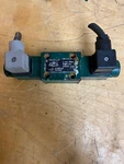 Wandfluh Vws4d61-10-tf Dual Solenoid Valve 94910223. Fixed Price $150.00.