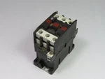 Klockner-moeller Dil0-m-110v/50hz-120v/60hz Contactor 110v/50hz 120v/60hz Used. Fixed Price $134.99.