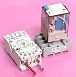 Allen Bradley 700-hax2z24-3-4 Ser-d Relay With Base Gold Contact 700-hn101. Fixed Price $38.00.