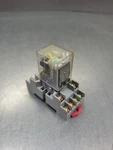 Square D Rs4m1p14v20 Ser. C Relay W/8501nr45 Base. 4e-35. Fixed Price $16.20.