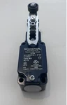 Schmersal Position/roller Swivel Lever T4v7h 335-12zue-2138 1180271 (new). Fixed Price $64.00.