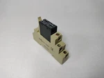Omron G3r-0a202szn-utu G3r0a202sznutu Relay W/ Socket Made In Japan. Fixed Price $20.00.