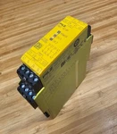 777301 For Pilz Pnoz X2.8p 24vac/dc 3n/o 1n/c Safety Relay Module. Fixed Price $180.00.
