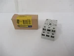 248819 New In Box; Square D 8501nr52 Relay Socket 16 A 300 Vac 5 Amp 600vac. Fixed Price $18.21.