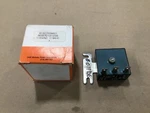 Nos Syracuse X1327009601 Relay 115vac 3-prong Sds7c13120s 1194-c #011d6. Fixed Price $14.99.