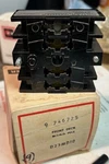 Cutler-hammer D23md10 Front Deck Assembly With 1 N.o. Pole New-in-box. Fixed Price $17.95.