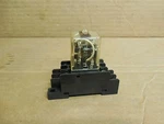 Matsushita Electric Relay Ap5127 115vac 10a A Amp 8 Pins W/ 30x4y3. Fixed Price $4.50.