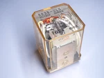 Rr3b-ulcac120v Idec Plug-in Power Relay 120vac 10a 3pdt 11-pin W/ Led Indicator. Fixed Price $16.85.
